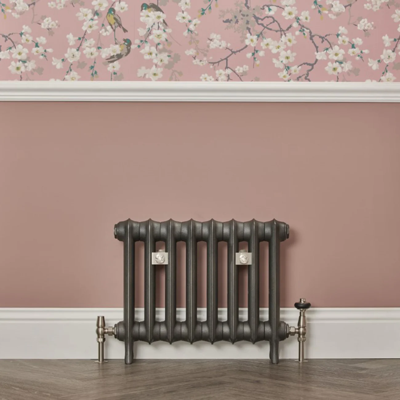 Emmeline II - Black Iron Cast Iron Column Radiator H470mm x W961mm 2 Column - Floor Standing - Image 3